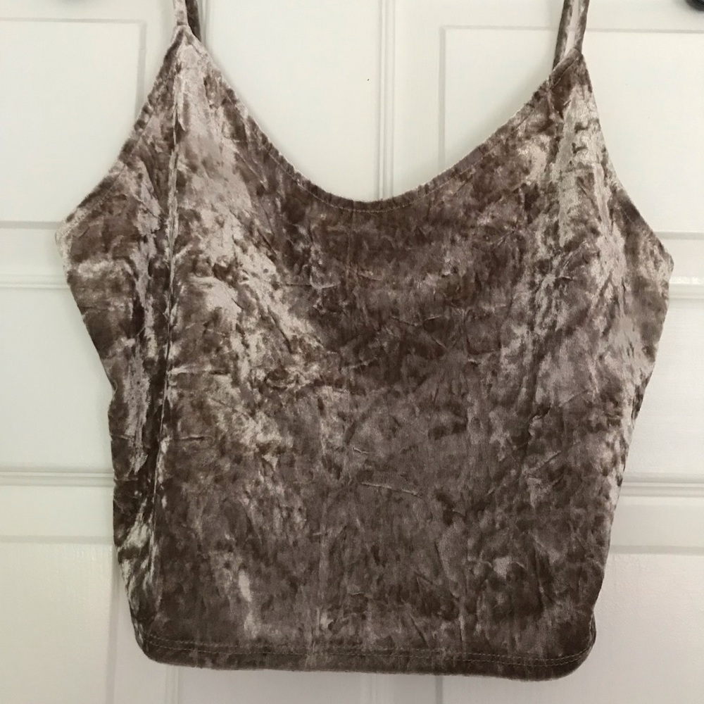 One Clothing crushed velvet cropped tank top sz M
